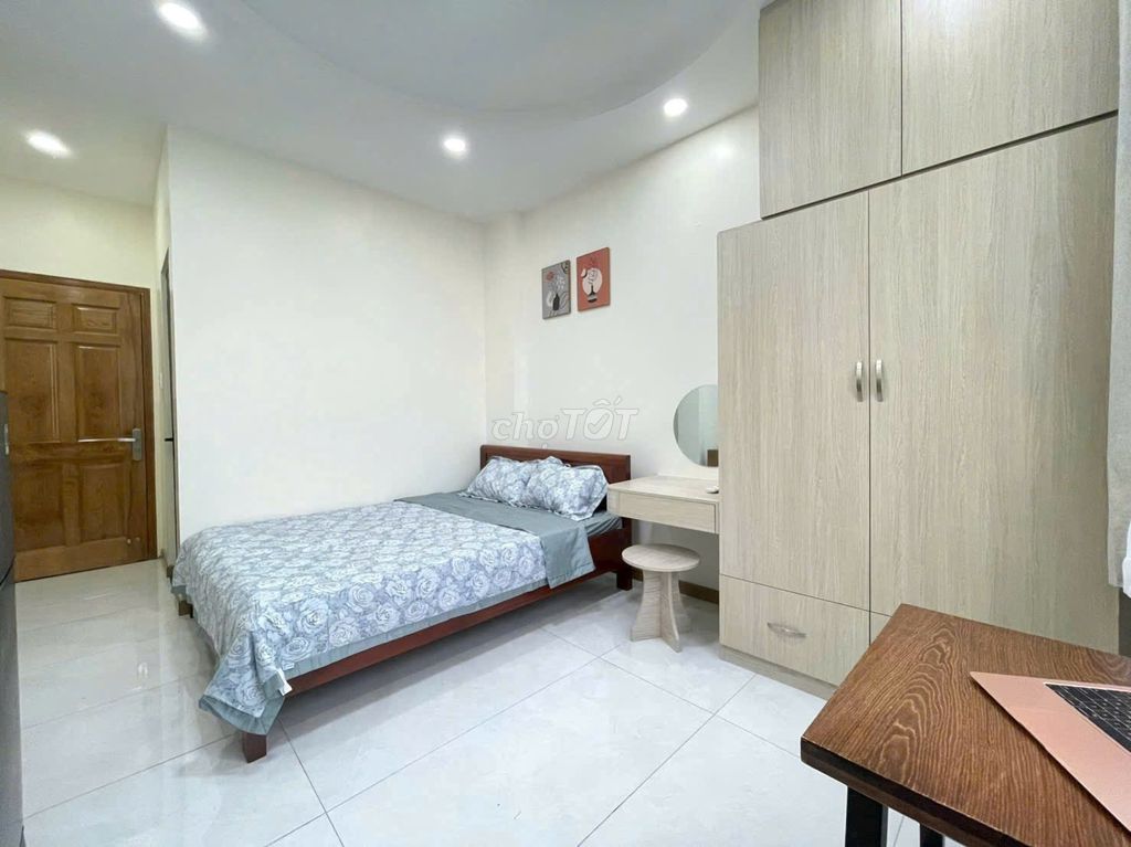 Open the window studio, full-lethal Vietnamese interior, cnc