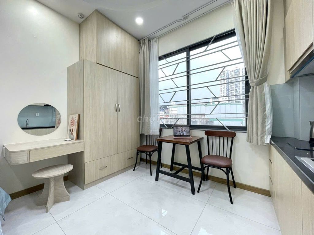 Open the window studio, full-lethal Vietnamese interior, cnc