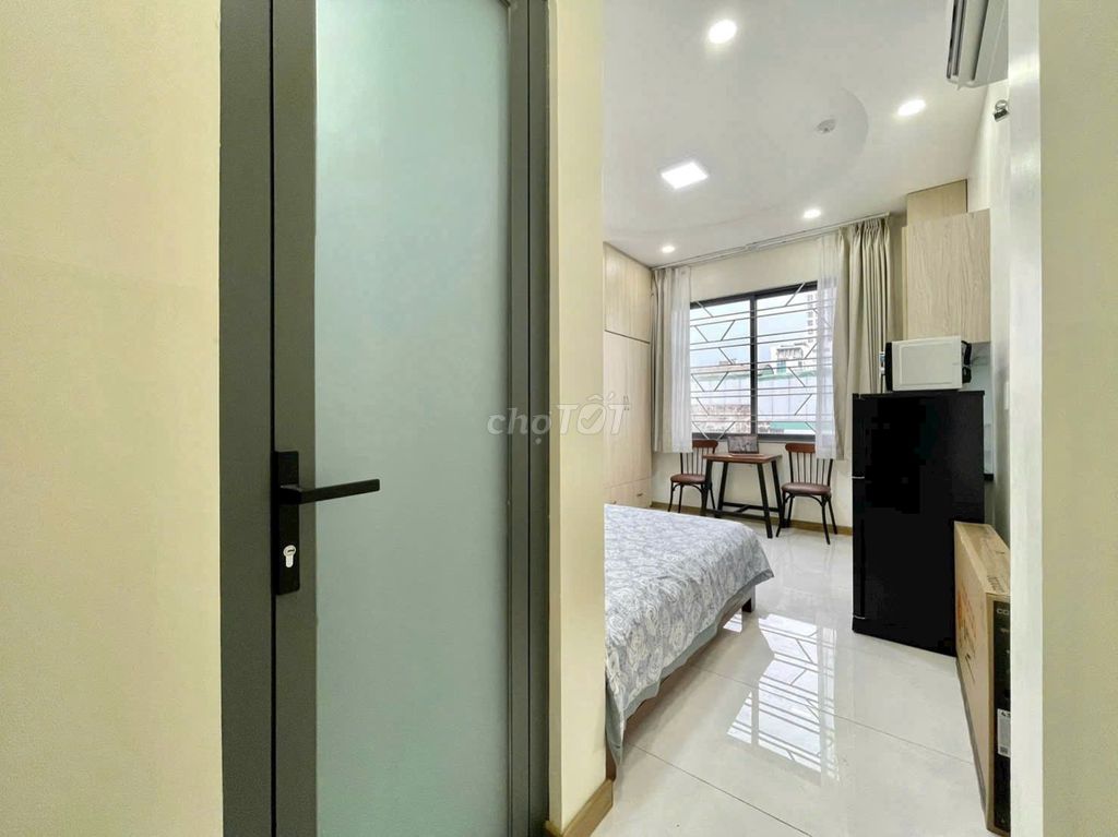 Open the window studio, full-lethal Vietnamese interior, cnc