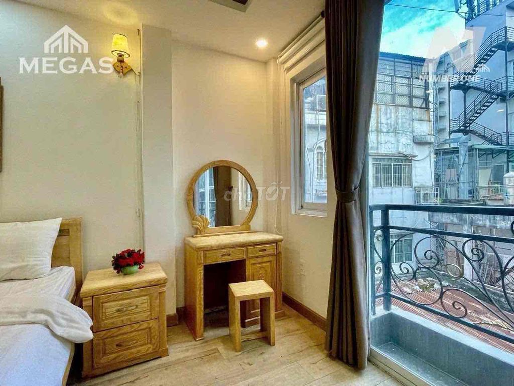 The apartment is full of furniture right over takashimaya, city market, suntown, little