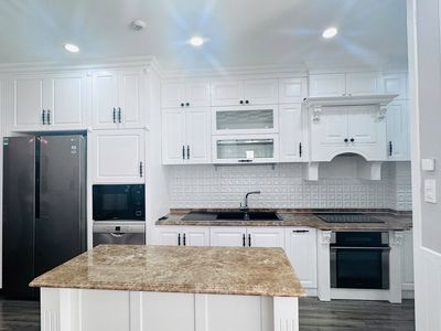 Rent apartment 117 M2, 3 bedrooms, at The Gold View