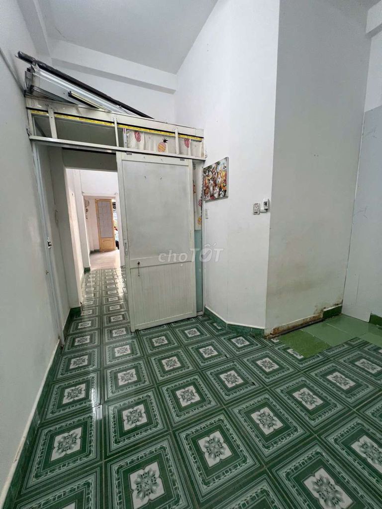 Rent the ground floor-- Nguyễn Xí, Bình Thạnh.