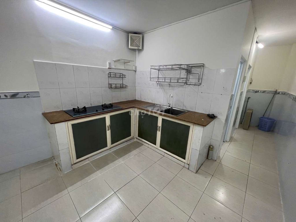 Rent the original house-- Cao Thắng, District 10.