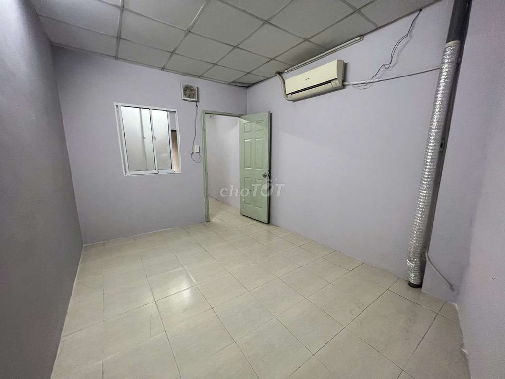 Rent the original house-- Cao Thắng, District 10.