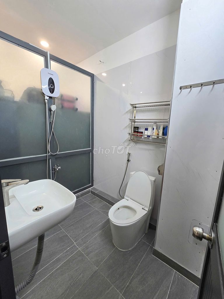 Open balcony-- Separation kitchen--full interior near etown