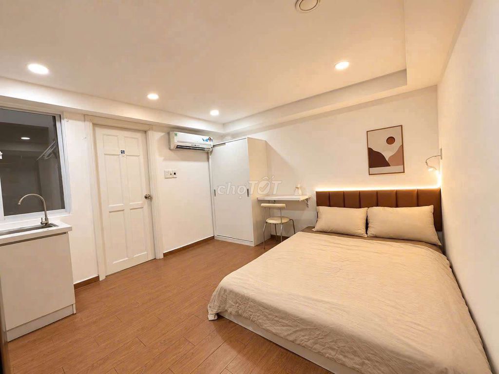 Hai Bà Trưng service apartment - district