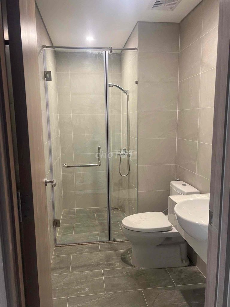 Need to rent an apartment plus Vinhomes Grand Park Full Six.