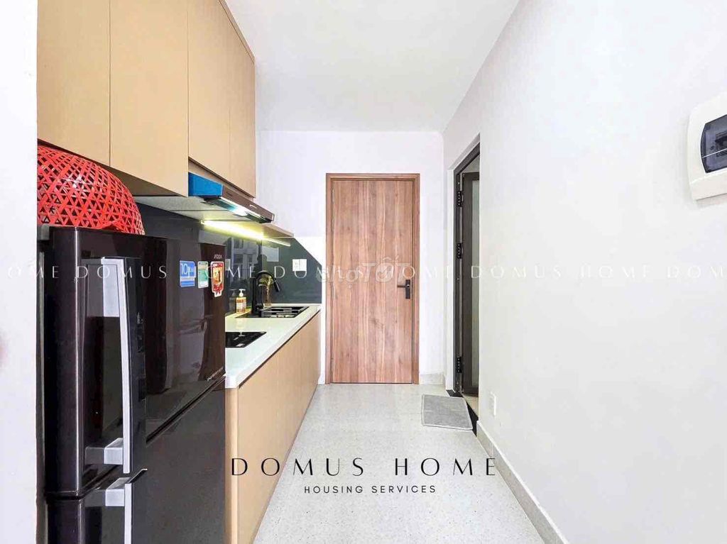 The good apartment is Hoàng Văn Thụ_full of furniture spinning around your father.