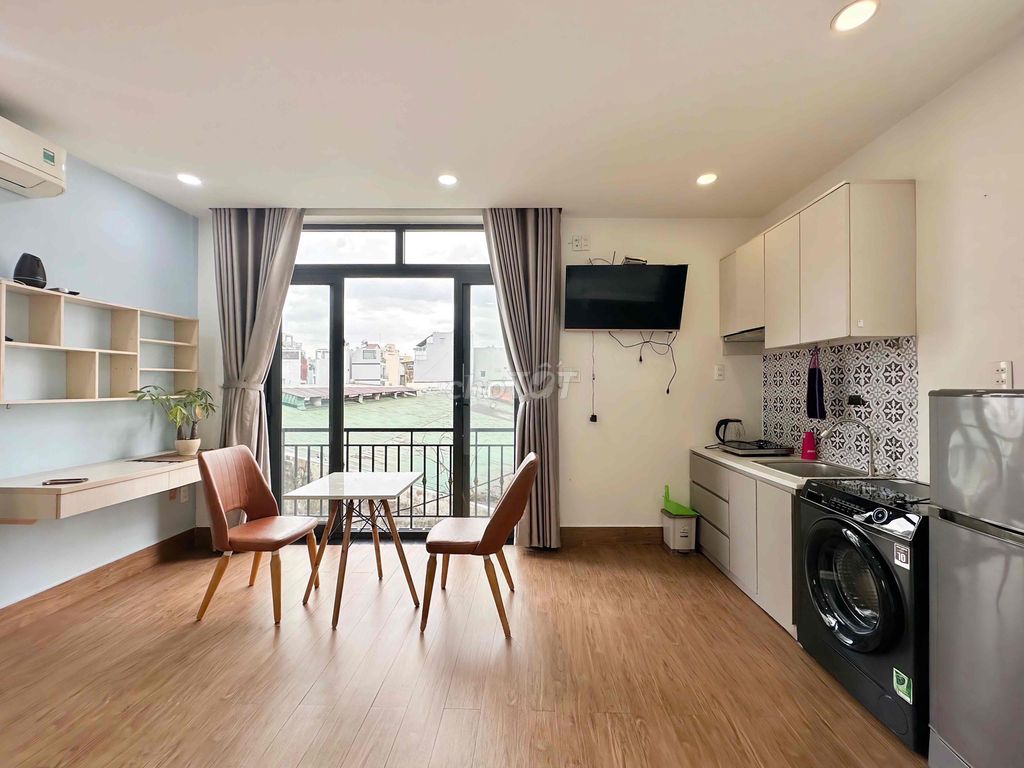 Rent a public bedroom.