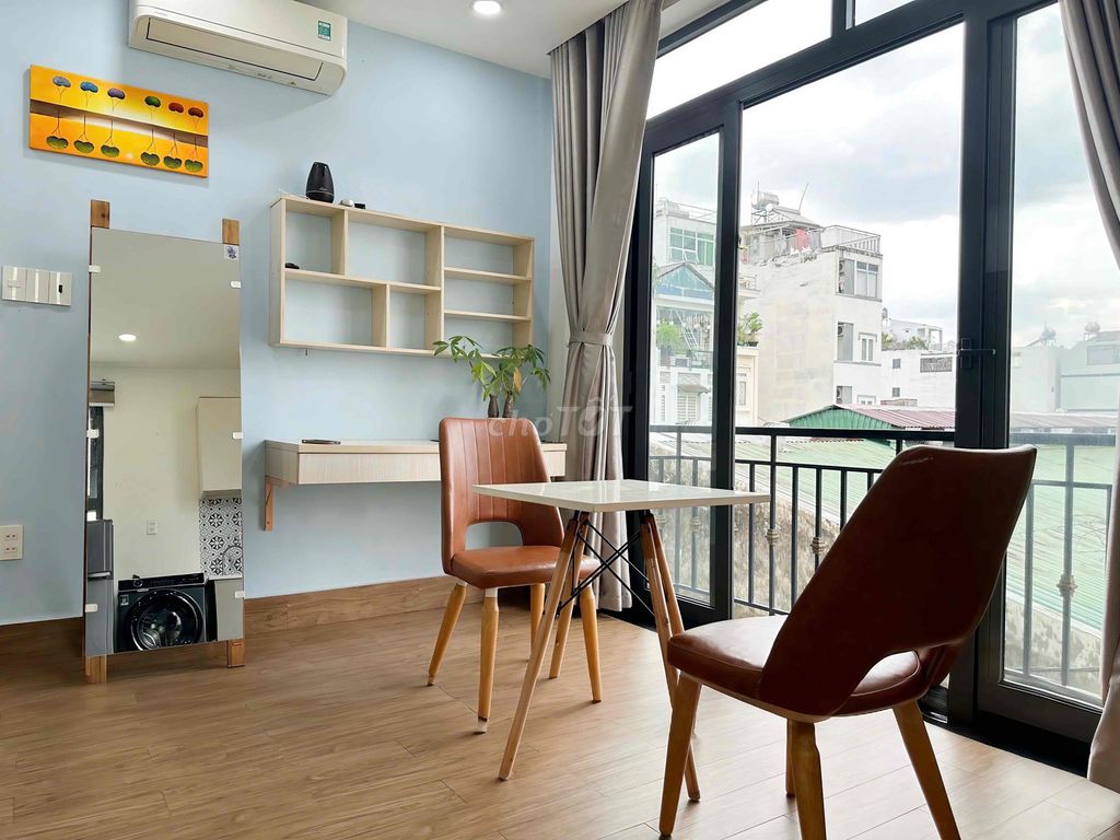 Rent a public bedroom.