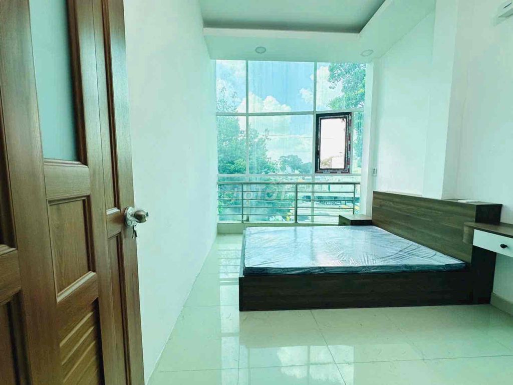 Rent two open bedrooms (65 m), Hùng Vương private washing machine.