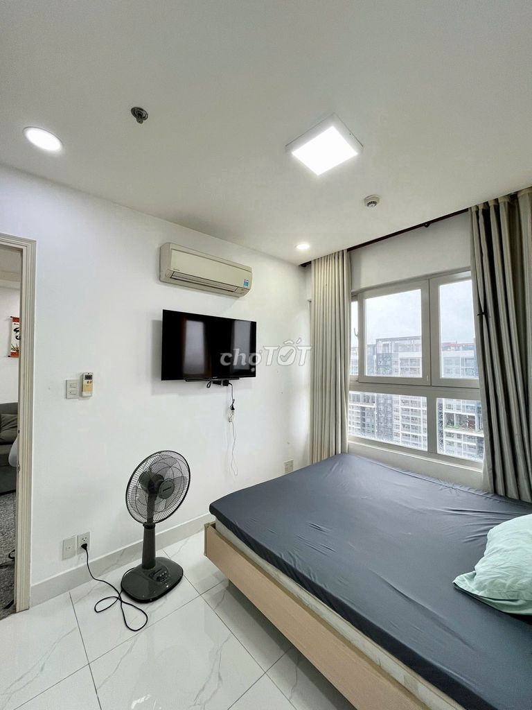 Rent two bedrooms 10 million.