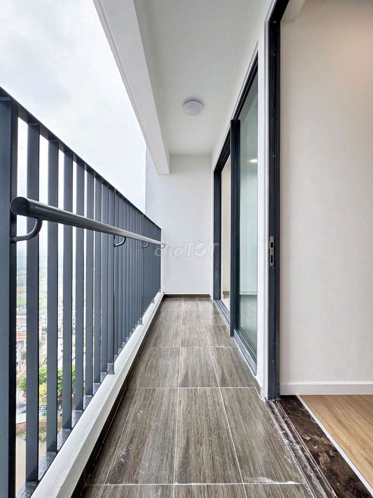 Rent three bedrooms full of advanced furniture that can enter immediately
