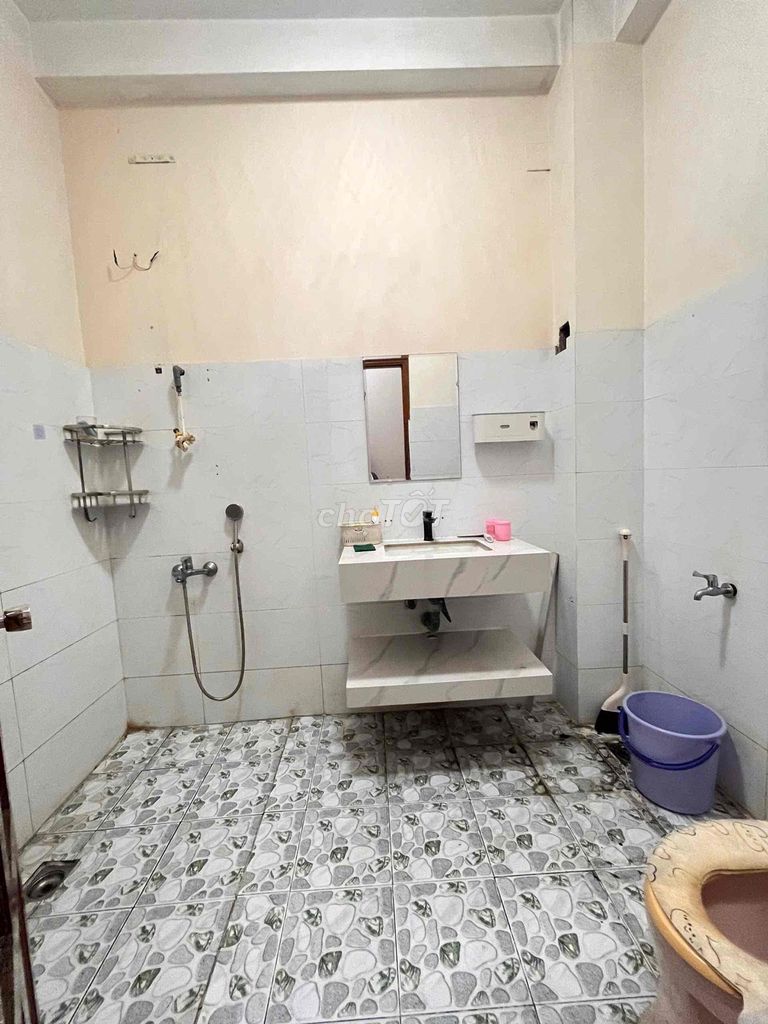has to rent a Nguyễn Trọng Tuyển cash house - Phú Nhuận