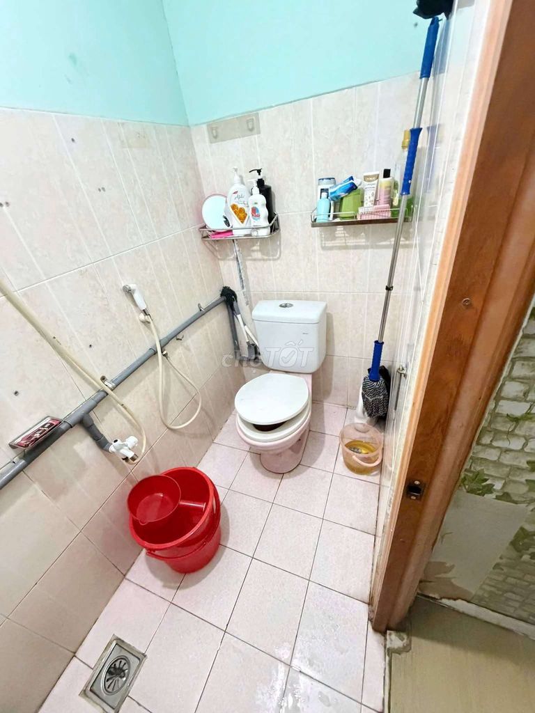 Gò Xoài. Bình Tân. ( Bedroom, toilet). Area using 64 m2