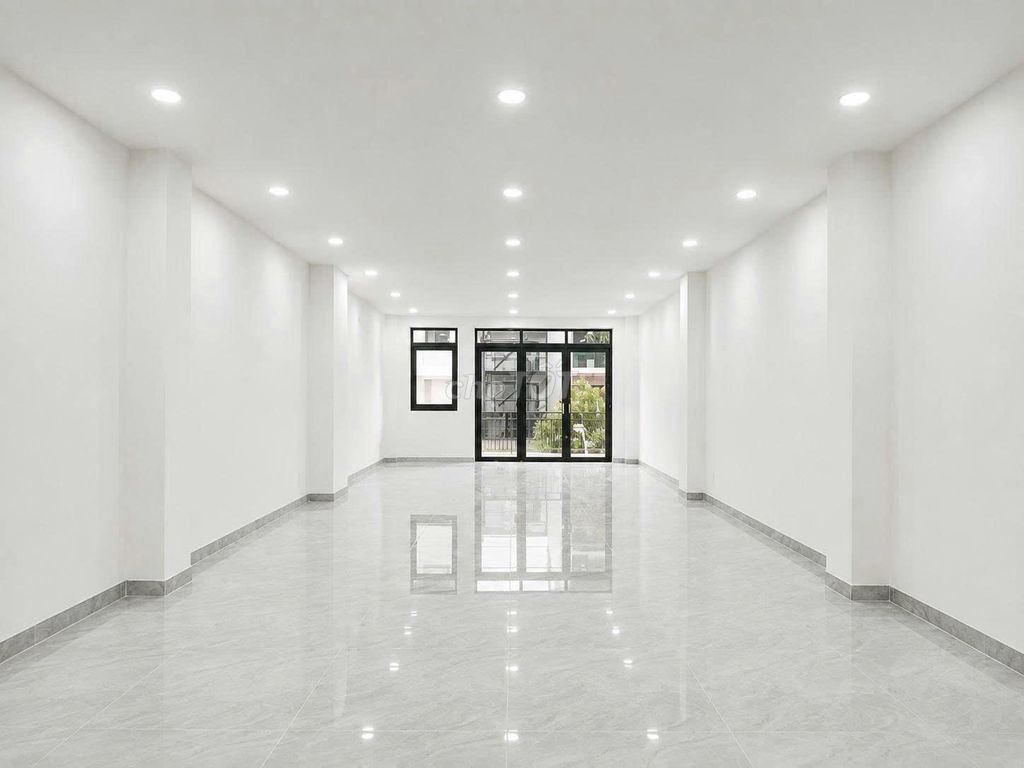 New houses are empty all the time. area 6 x18