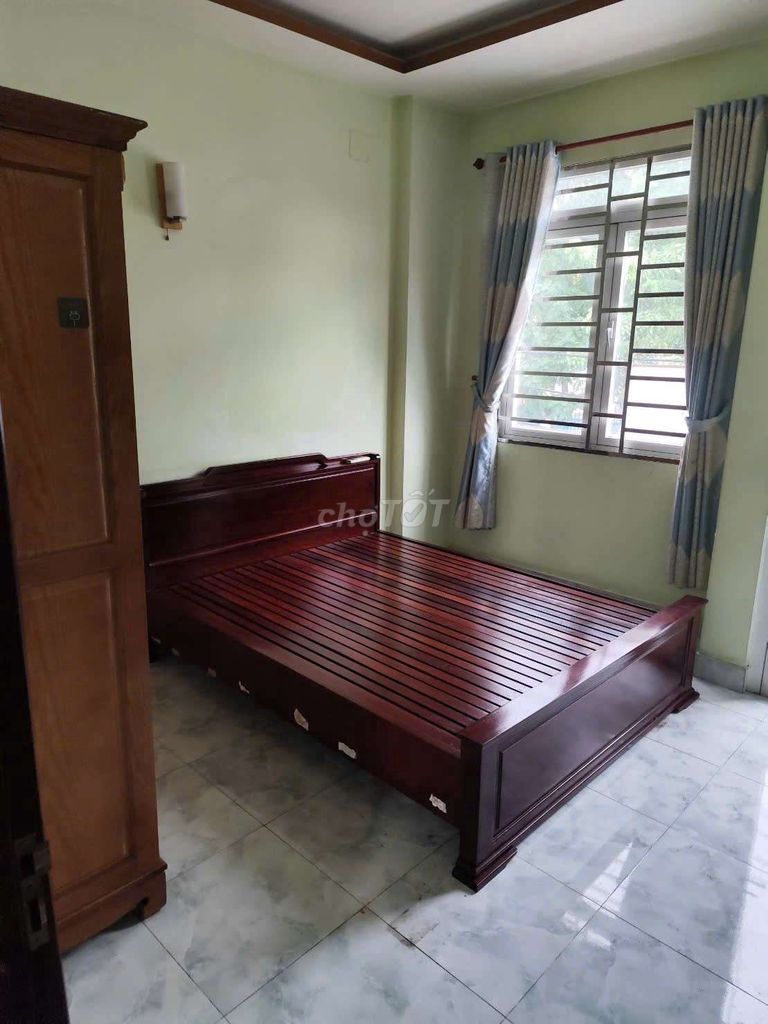 Rent cash. 207, refrigerator 10, Trương Phước Phan, 16 million, 4 bedrooms.