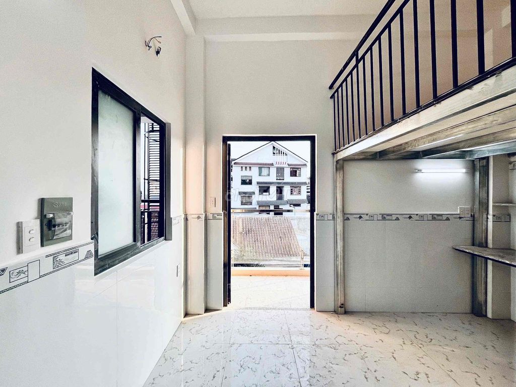 The student hotel next to the metro station in cnc- Linh Trung.