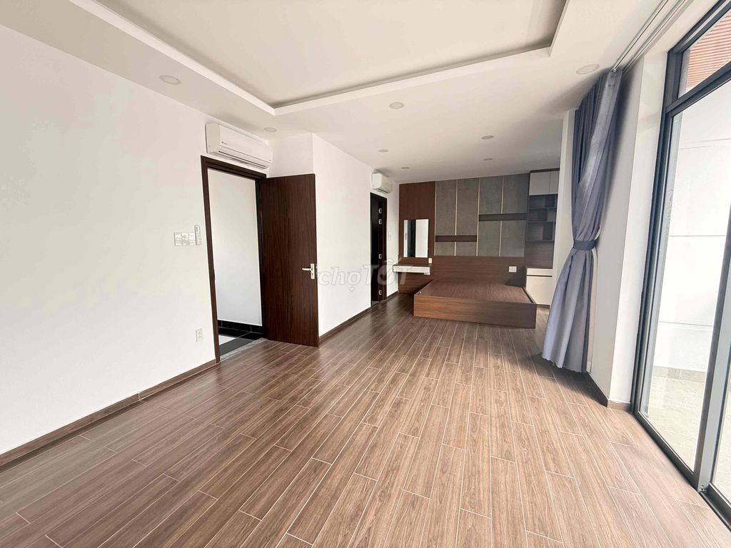 New home, new furniture, District 7