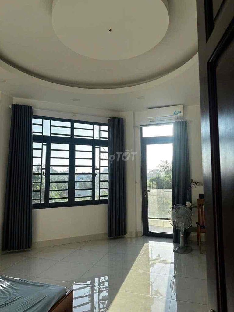 Rent a cash house 22 Linh Đông 1 million l 4 bedroom 4 toilets at 18 psth