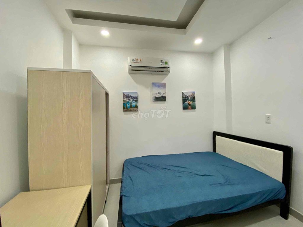 Rent a room at Nguyễn Văn Nguyễn, 1894 Tân Định, District 1.