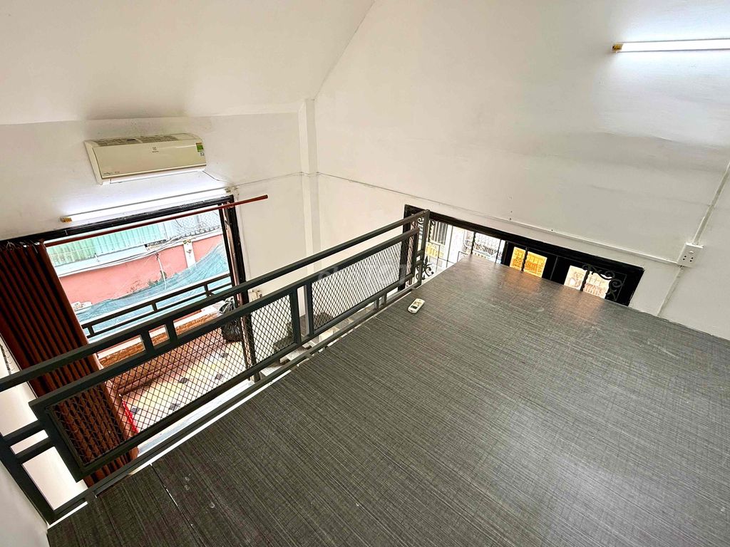 New room Dương Quảng Hàm.