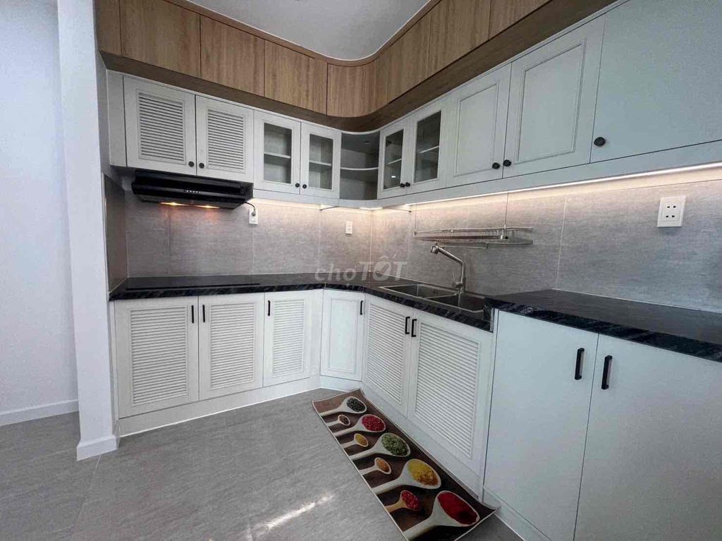 Rent New Sai Gon-2 Bedroom-100m2 in District 1.