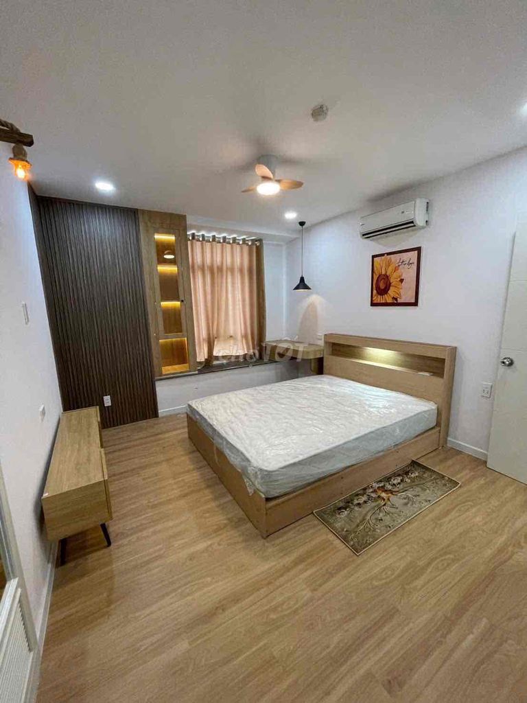 Rent New Sai Gon-2 Bedroom-100m2 in District 1.