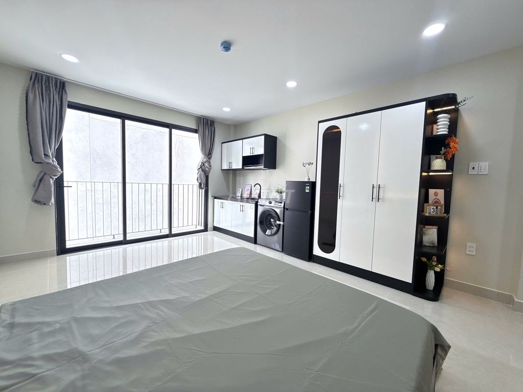 Rent the apartment full interior - near landmark.