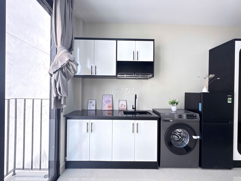 Rent the apartment full interior - near landmark.