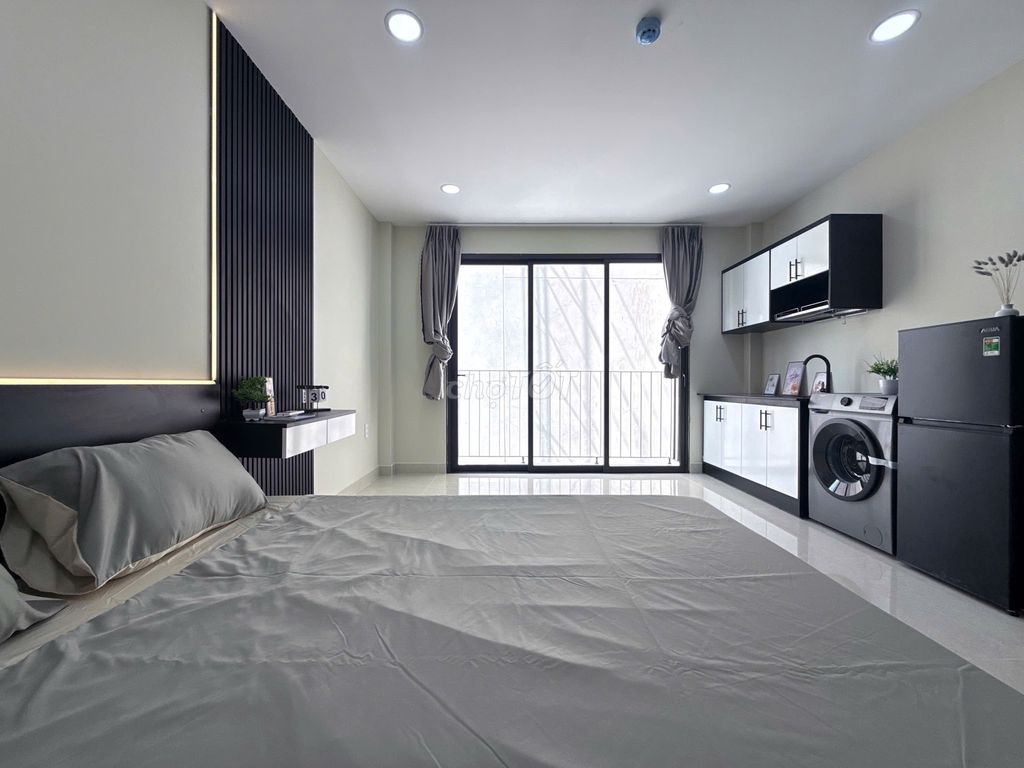 Rent the apartment full interior - near landmark.