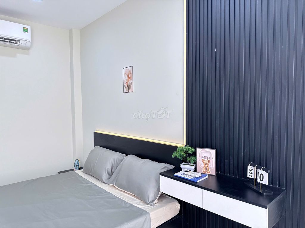 Rent the apartment full interior - near landmark.