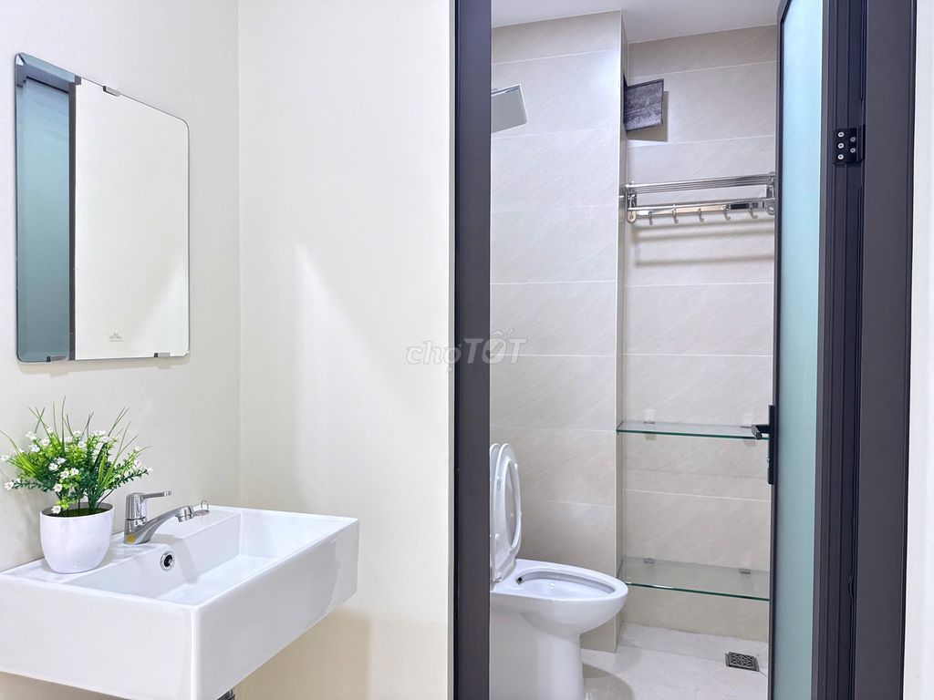 Rent the apartment full interior - near landmark.