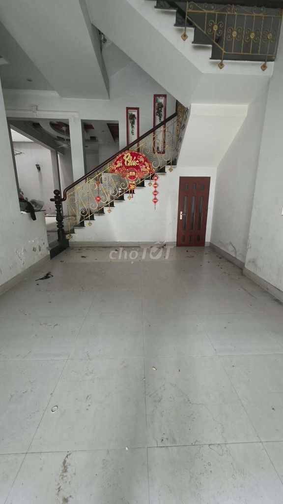 House 67/ Bờ Bao - 8.5 x18 6 bedroom - car lane