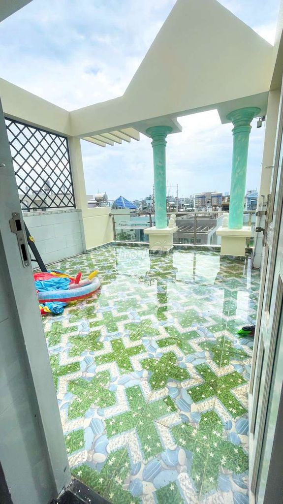 Nice five-story house - car alley avoid - 7 bedroom - 16 million