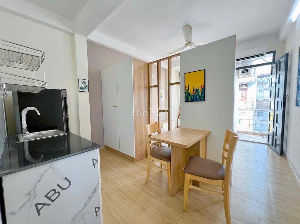 Rent a finely expensive balcony bedroom for Bắc Hải/30 City