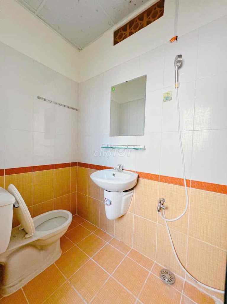 Rent a finely expensive balcony bedroom for Bắc Hải/30 City