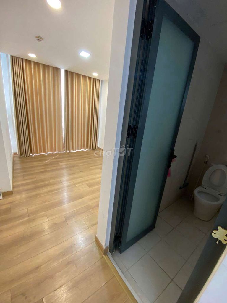apartment 2 sleeps 2 carla Garden toilets