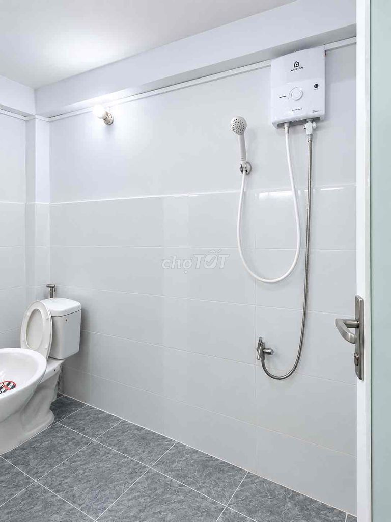 The owner himself rented the Tân Phú.