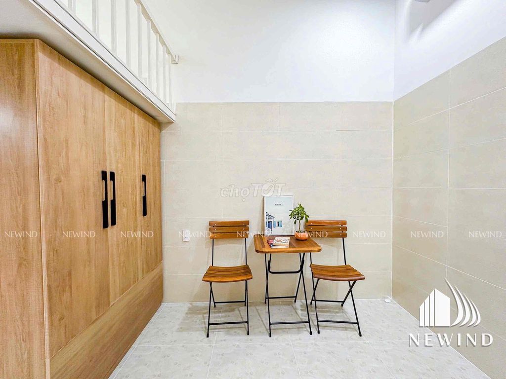 apartment full of furniture close to modern kcx, dangerous to the 7th district.