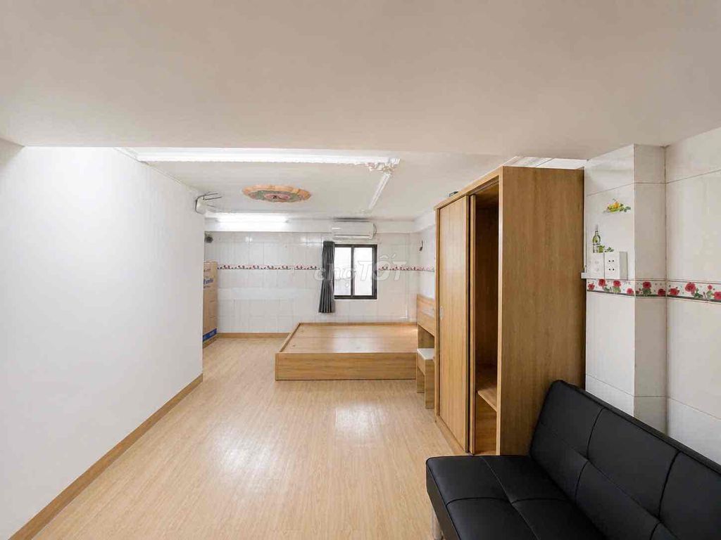 The owner of the House ofortrestries 6 (25 m).