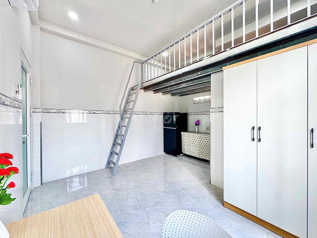 Rent a room with an already available interior of the basic Gò Vấp district center.