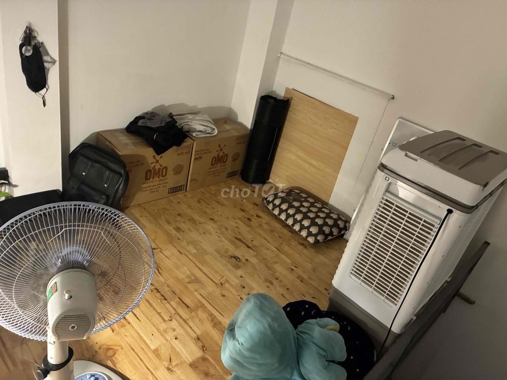 Rent Lê Đức Thọ first room, plus toilets.