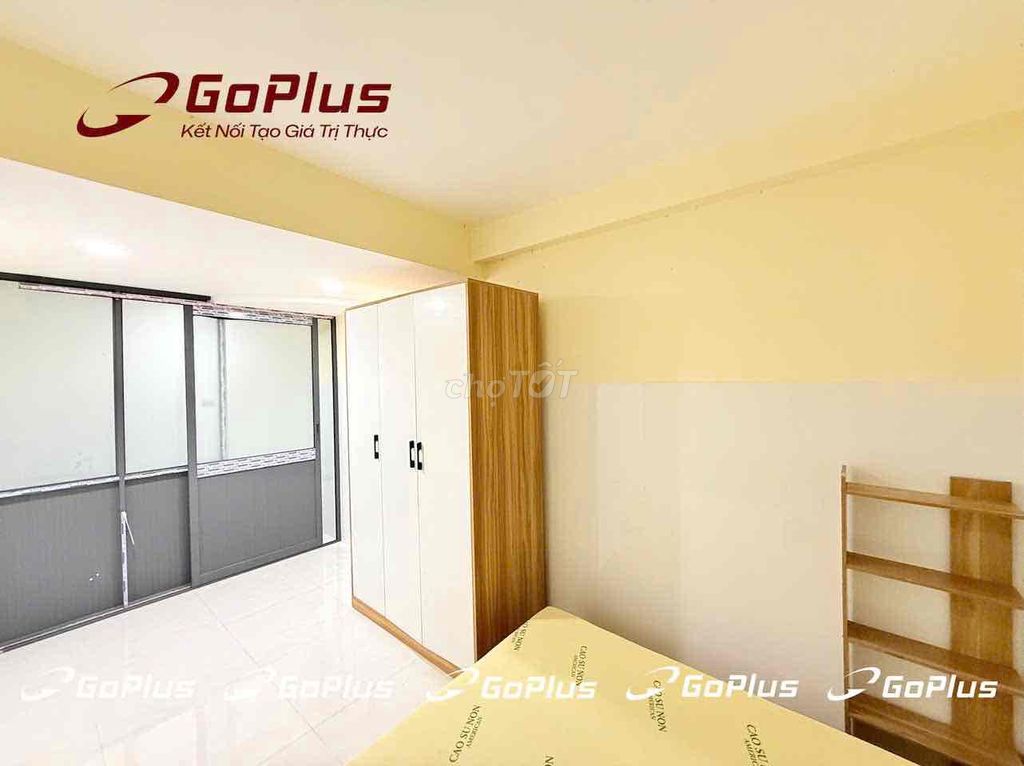 rent room - basic interior