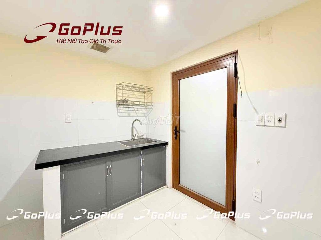 rent room - basic interior