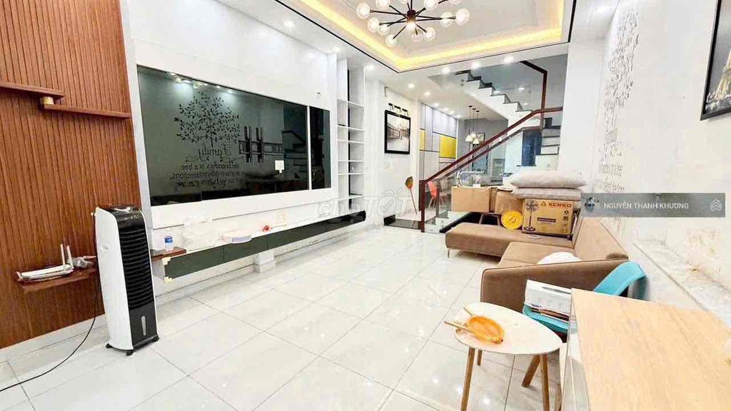Rent an 8M alley ( Nguyễn Oanh) full interior-Xray 17- Gò Vấp