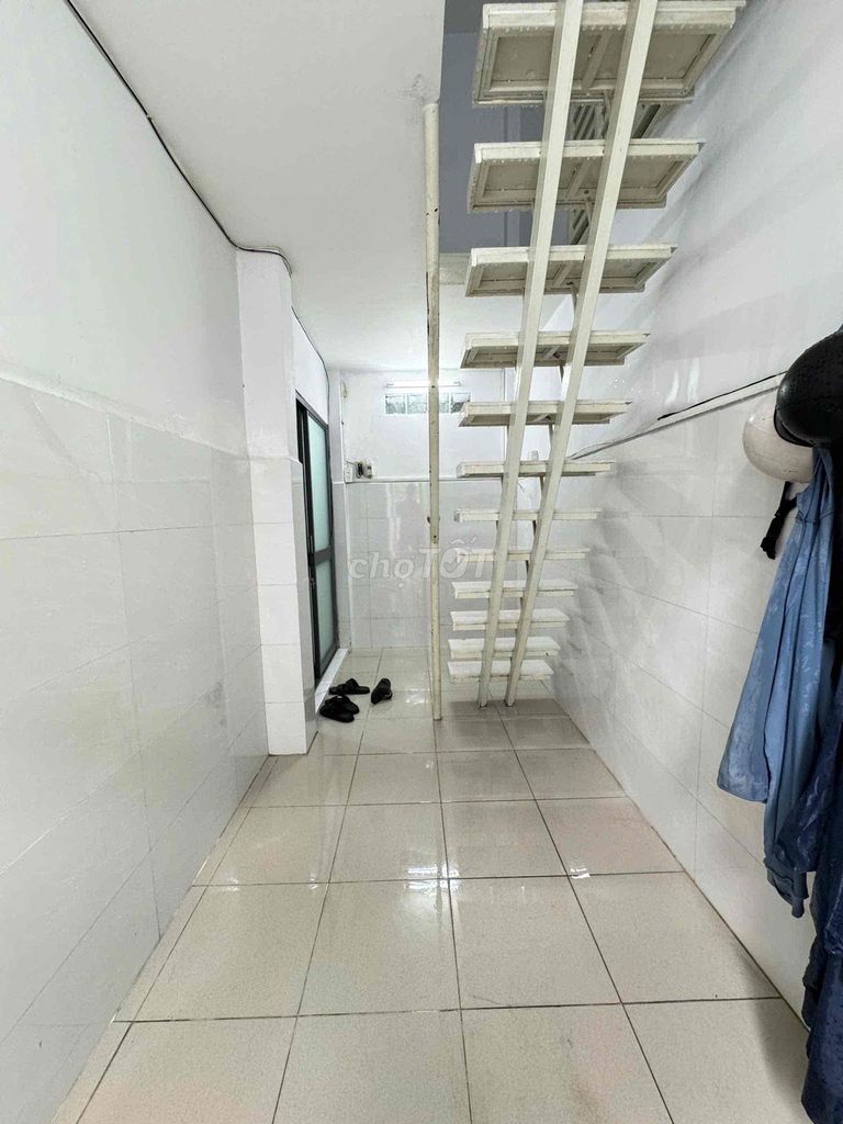 Renting the entire Quang Trung-710 Gò Vấp district