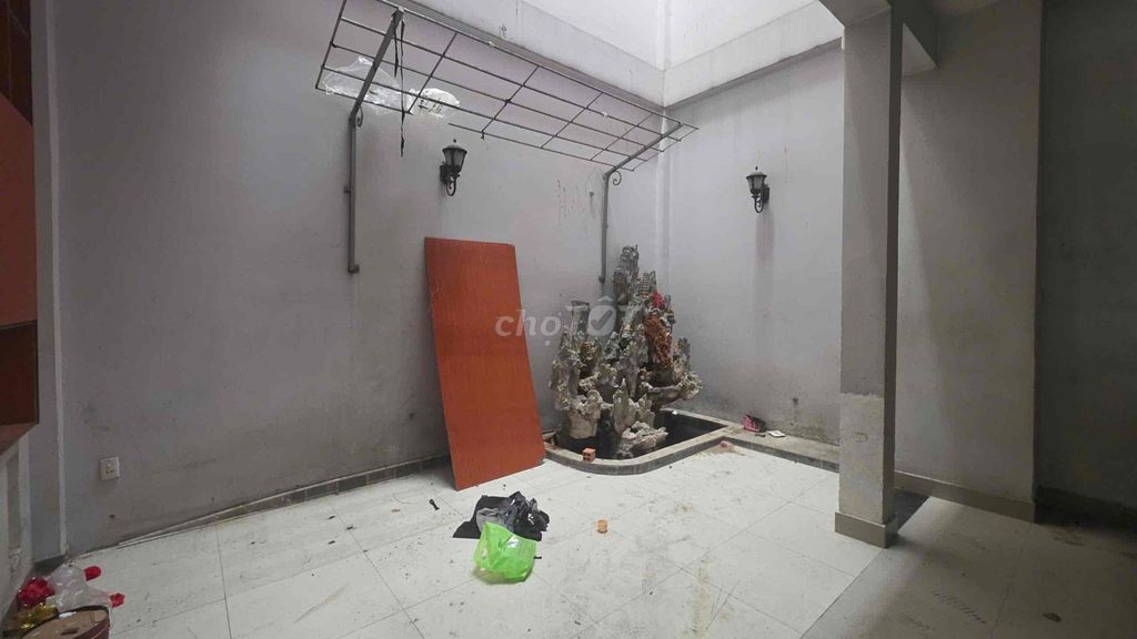 Rent Bờ Bao Tân Thắng across from aeon Tân Phú - 22 trieu