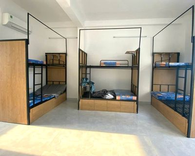 The dorm's sleepbox's wide, 227 wide.