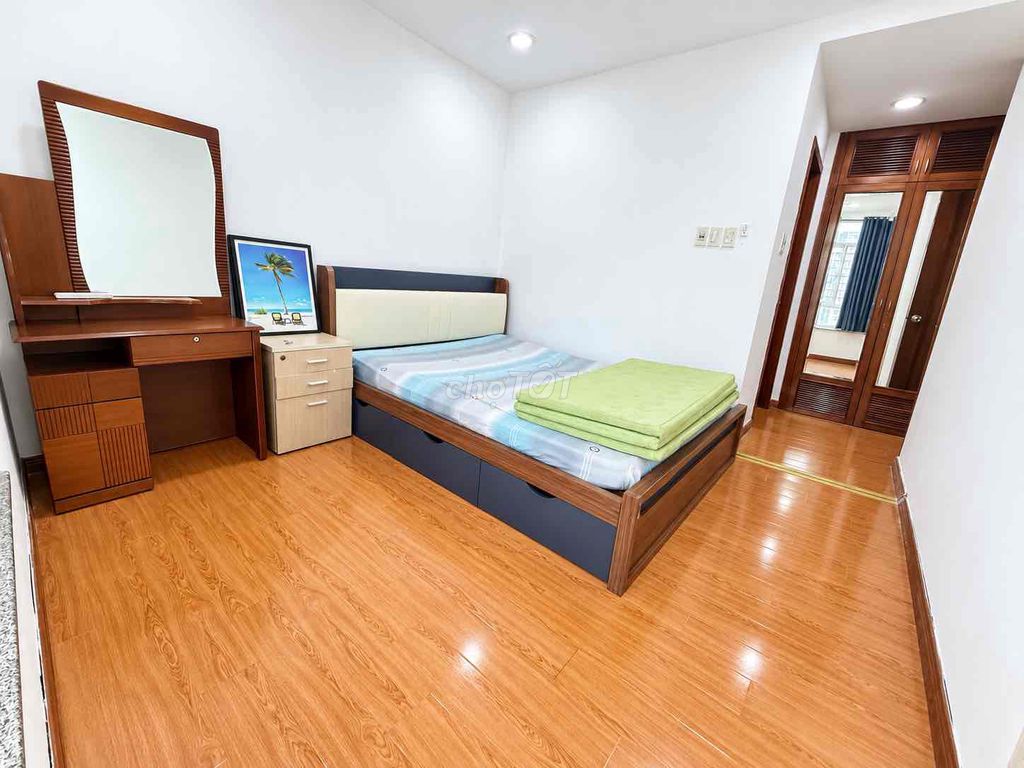 Rent 3 bedrooms 121 meters 2 in New Sai Gon